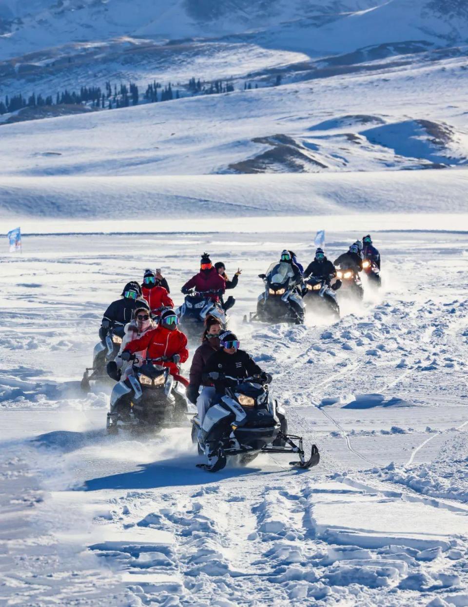 关于国际雪地摩托挑战赛，冰雪中极速驰骋的勇士的信息